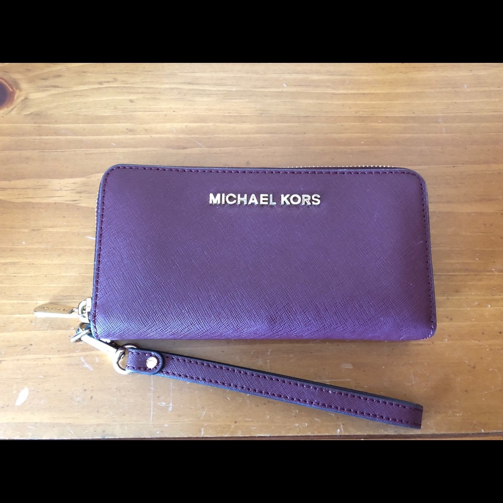 Michael Kors Wristlet